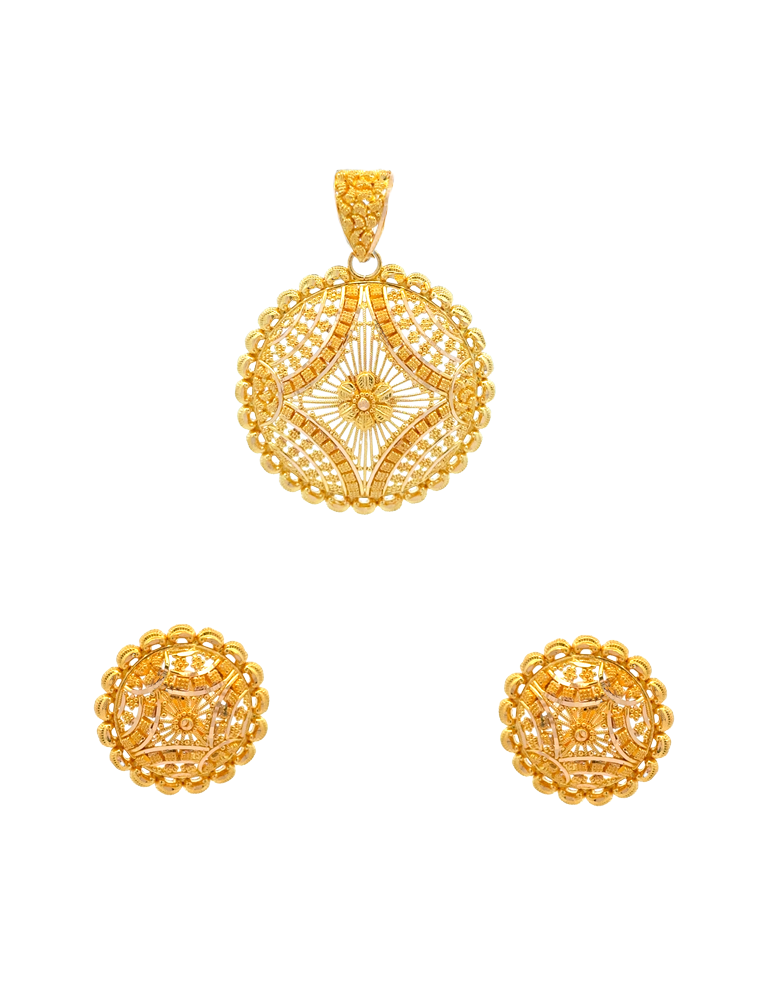 Beautiful Gold Pendant Set - 22 Kt