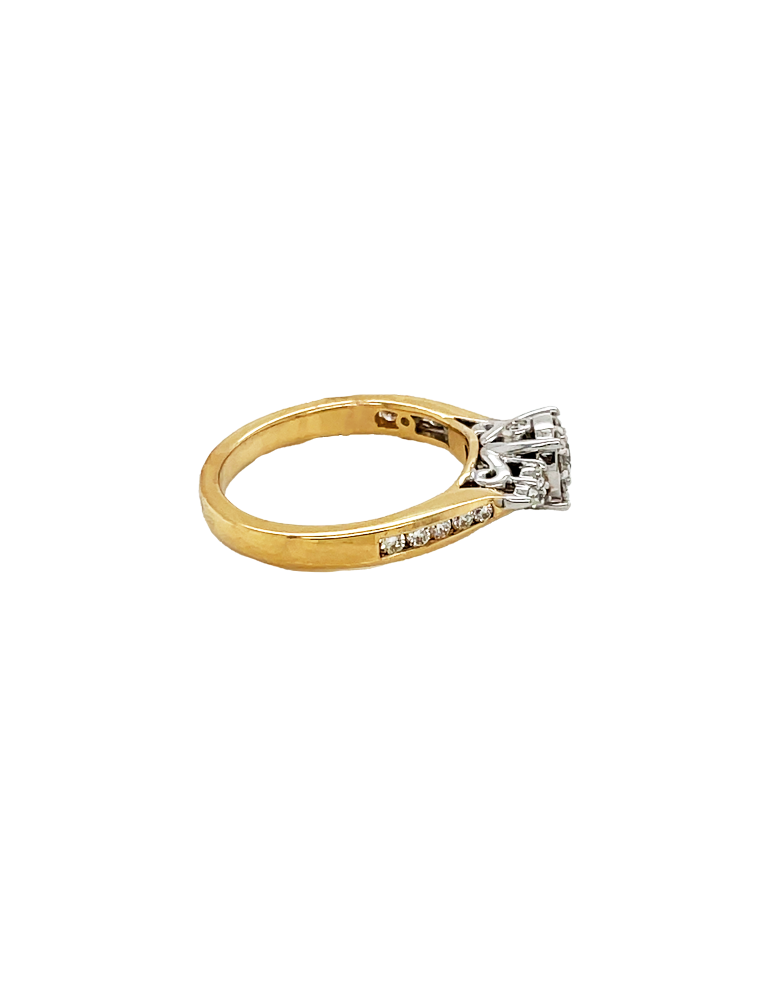 Diamond Ring 14 karat