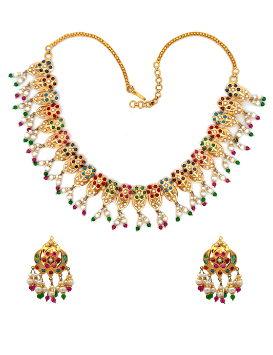 Gold Antique Necklace Set With Earrings 22 Karat