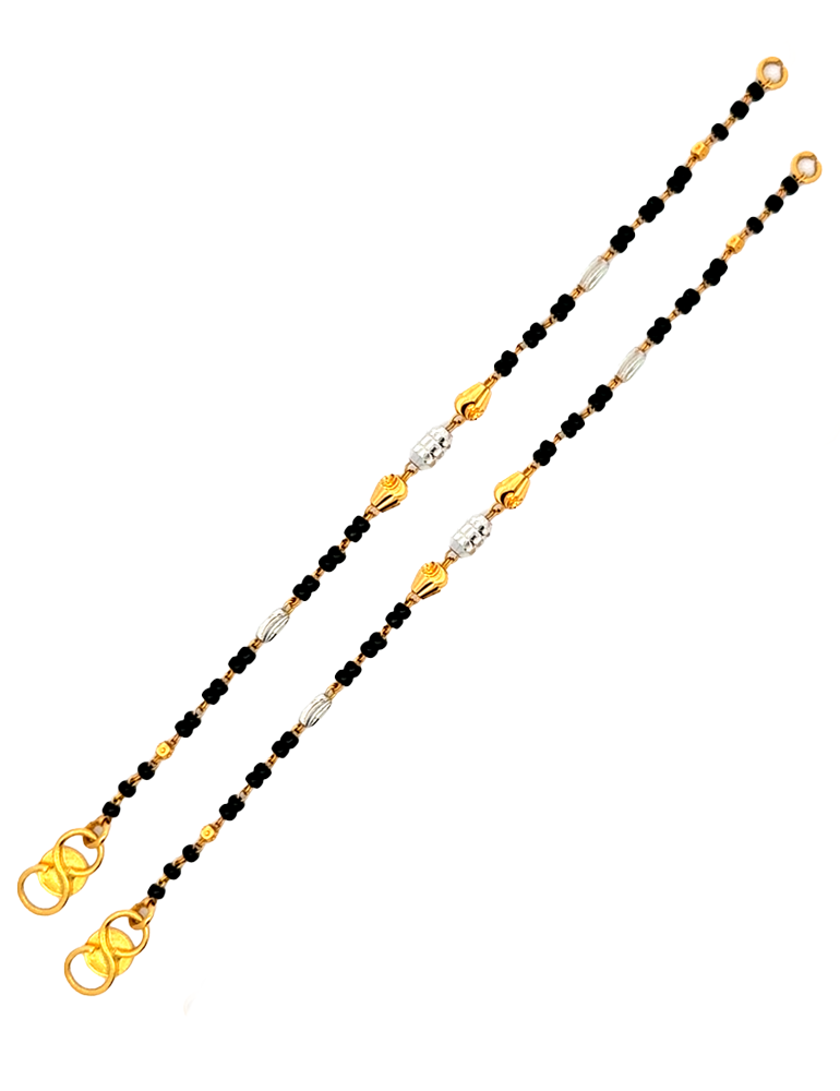 A Pair of Black-Beads Kid's Bracelet - 22 Kt