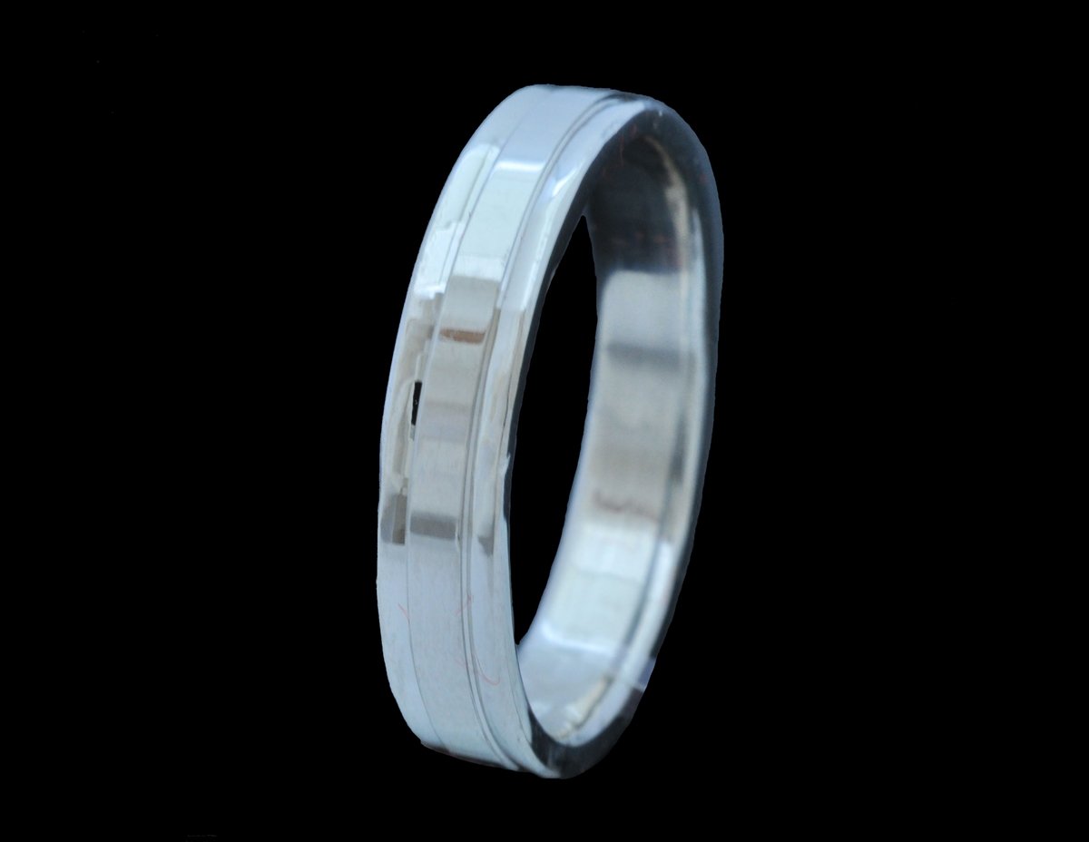 White Gold Band 18 Karat