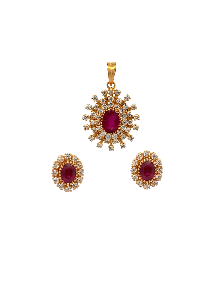 Elegant Gold Pendant Set