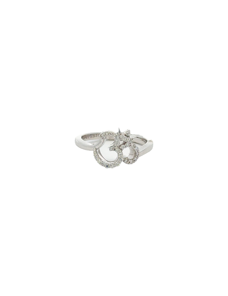 Diamond White Gold Ring - 18 Kt