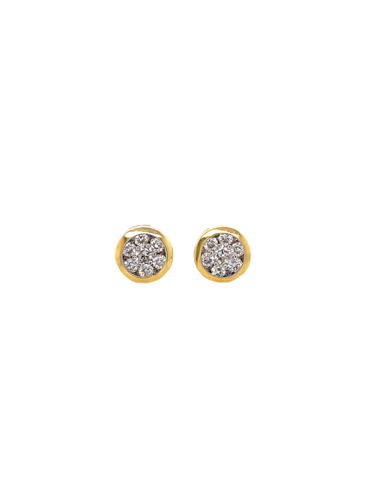 Clustered Round Diamond Gold Earring In 18 Karat